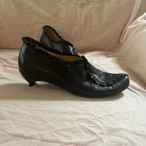Giraudon, black, Euro size 39, US size 8